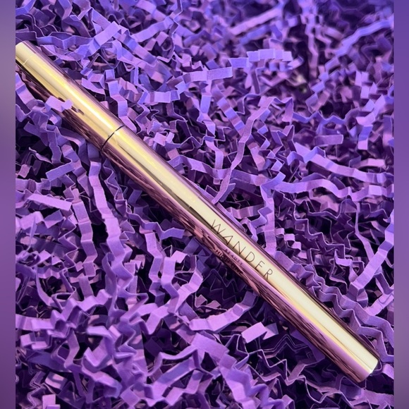 New/Sealed Wander Beauty Precision High Line Liquid Eyeliner in Runaway - Picture 6 of 6